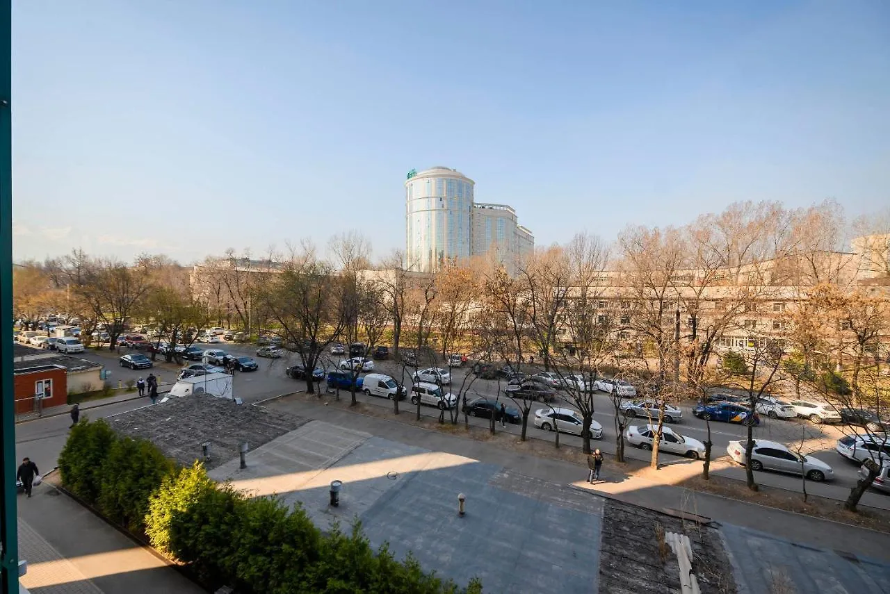 Евродвушка В Легендарном Жк Διαμέρισμα Αλμάτι Καζακστάν